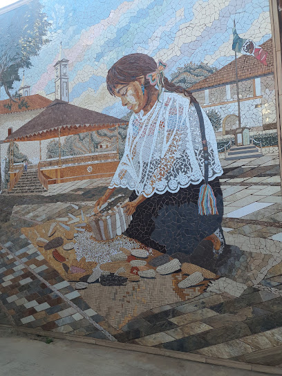 Callejon del Hueso vitro-murales Zacatlan